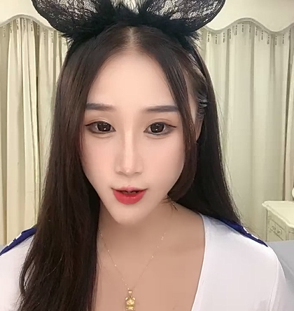 极品身材水水安然 ️诱惑姐夫上床激情啪啪大秀~姐夫暴力输出各种姿势爆操~啊啊 ️BB快被姐夫操烂啦，好爽好舒服啊！！