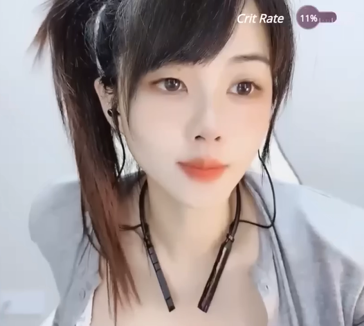 清纯可爱女主播表情魅惑很诱人