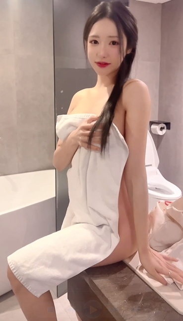 清纯韩妹撒娇卖萌洗澡全过程