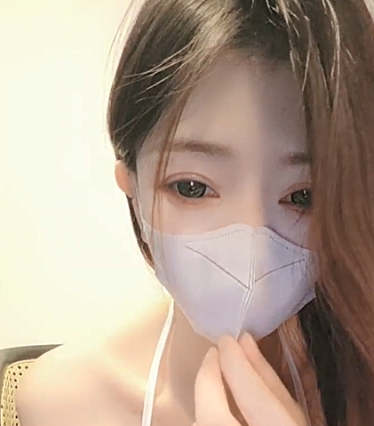 强烈推荐！美若天仙【末晓白】超级尤物 汹涌美乳雪白肌肤 完美身材 无套干逼