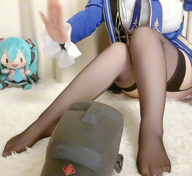 羽波奈奈 25.8 崩铁Saber 踩耳 40min  1V622M百度盘