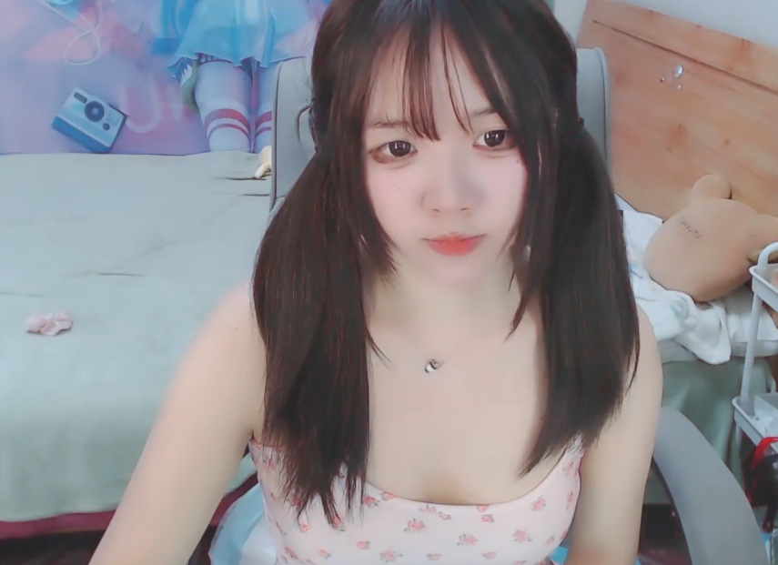 肉感十足小萝莉