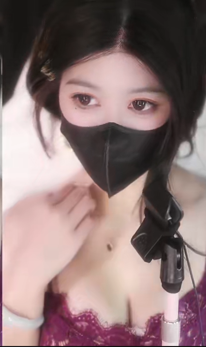 清清睡不醒呀_40离异带2娃坚持直播_20250831_1V593M百度盘