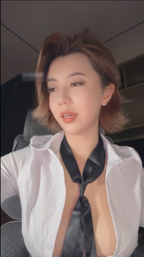 玩物直播Femdom奎茵-250826 被霸道学姐剥夺呼吸【1V】【1.06G百度云】