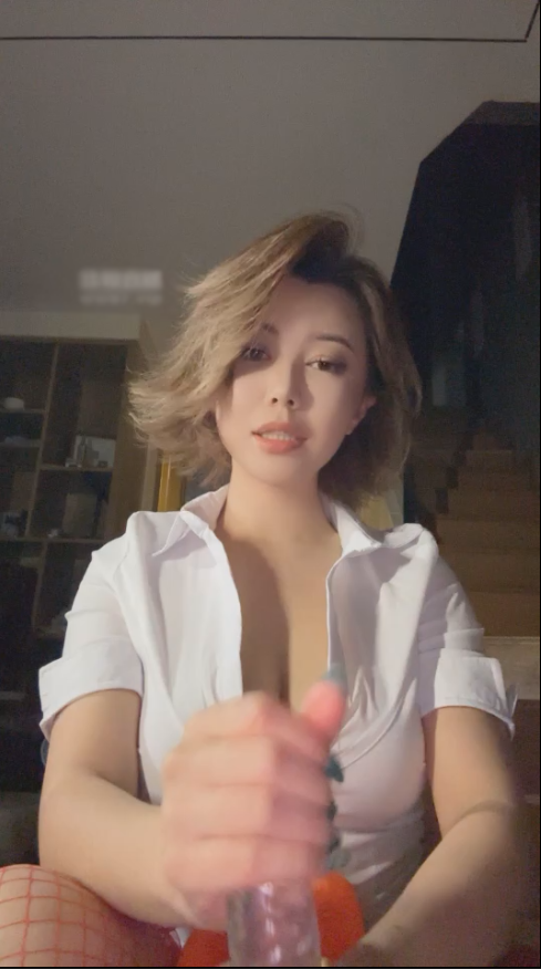 玩物直播Femdom奎茵-250826 被霸道学姐剥夺呼吸【1V】【1.06G百度云】
