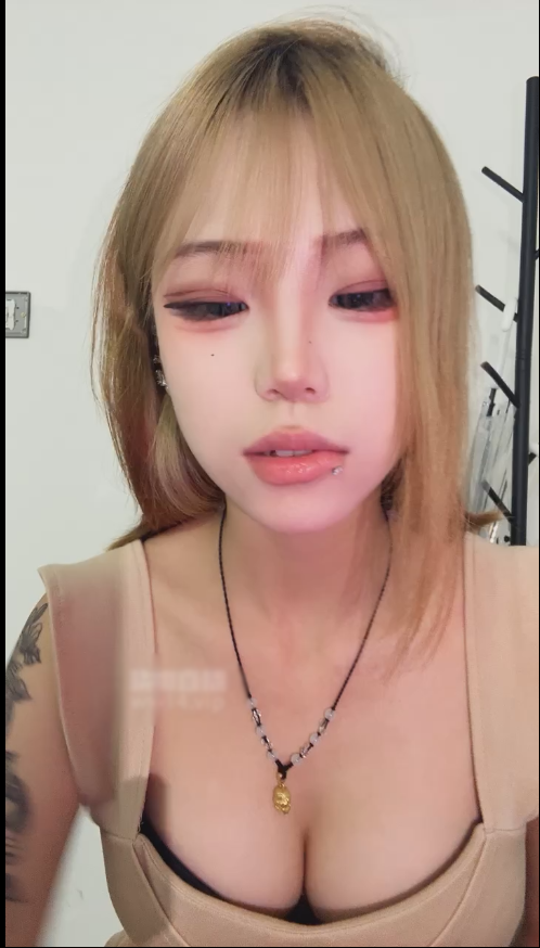 玩物直播妙妙S-250829 第一视角-七夕单身狗进来被盯【1V】【433MB百度云】