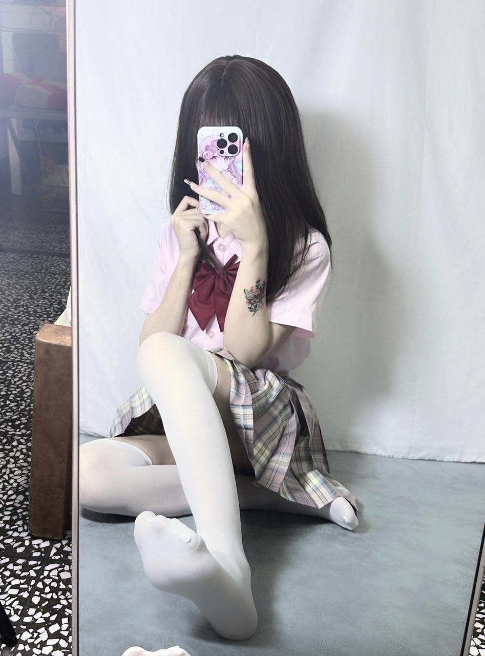 【新】甜崽小千@odelia21360 – [200门槛] 7分钟 顶级贫乳白虎萝莉【91P+5V】【552MB百度云】