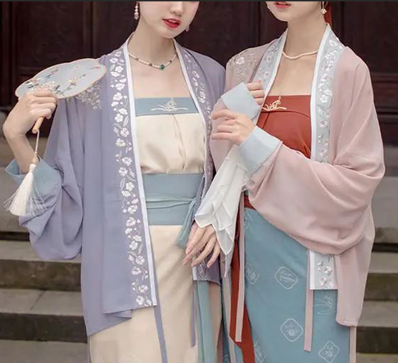 [真人HTML/武侠SLG]侠女逍遥录 v0.78 官方中文版[3.7G]