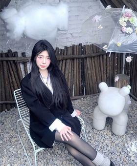 山西大同酒吧小公主_姜雯雯_被金主2000拿下带走狂操！1V 5分钟 短但是精 妹子非常漂亮