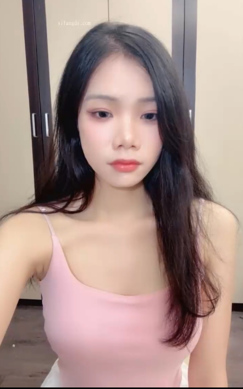 【甜甜大王】奶子又白又大又粉，真是美的享受！