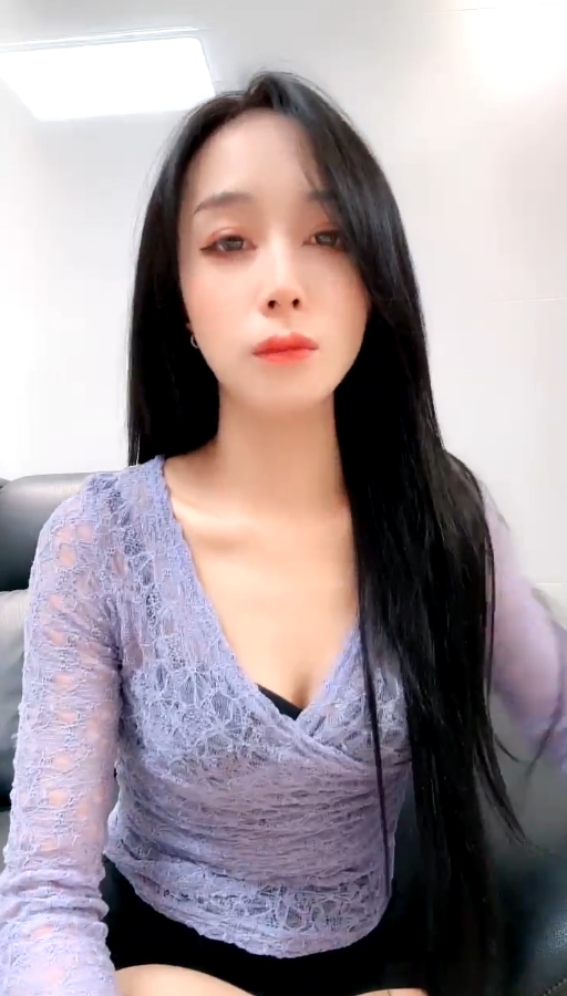 【离异老师】家中处处是战场，少妇的饥渴无处释放