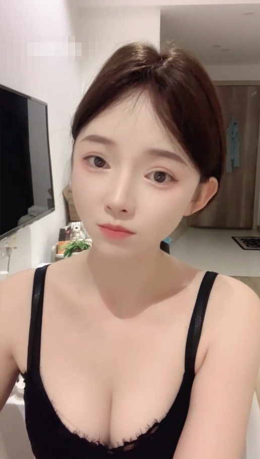 2310 【小樱花】19岁嫩妹极品美乳