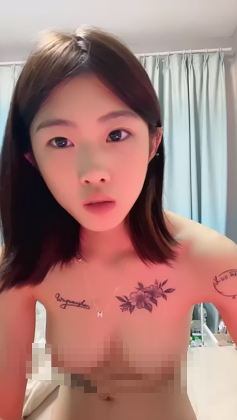 【已补】2757 巨乳萝莉主播秀身材，自慰棒插穴喷水3v