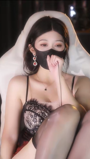 清清睡不醒_呀_40离异带2娃坚持直播_20250926_1V302M百度盘