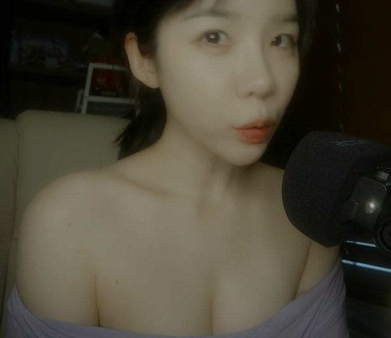 yeonchu  舔手指纯享 1V390M百度盘