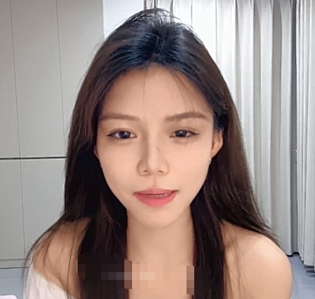 学妹007 绿播转黄，捏奶揉逼紫薇