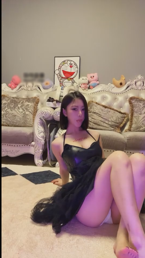 玩物直播南京小小-20250521 红绿灯口水羞辱废物太监【1V】【611MB百度云】