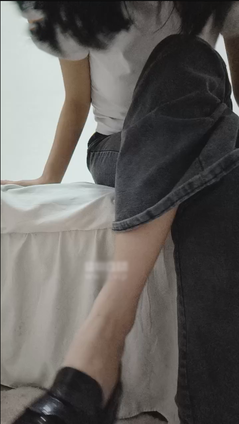 玩物直播杪杪-250919 剧情红绿灯羞辱【1V】【528MB百度云】
