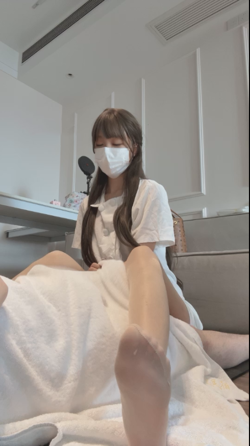 玩物直播鹿可S-250916 护士老婆出轨榨精tj【1V】【706MB百度云】