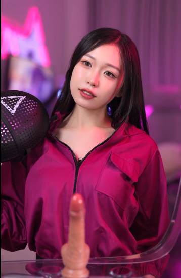 极品cos女菩萨-MERIOL CHAN-19月新原版合集（7V,1.21G）