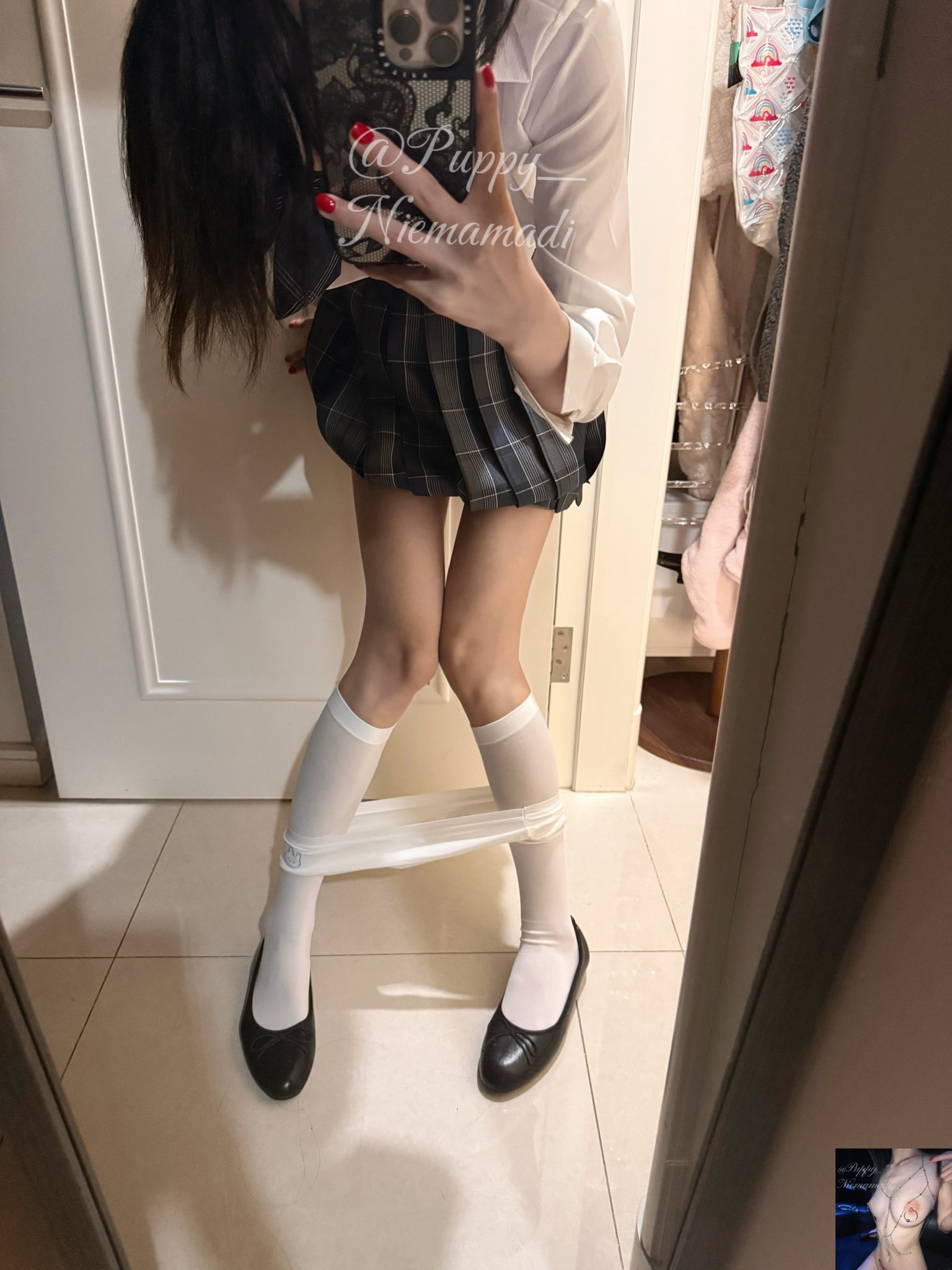 在校乳环白虎少女『小海带』私拍福利，极品S级身材主动上位骑乘榨精，叛逆反差学妹刺激的不行(12V) 310M