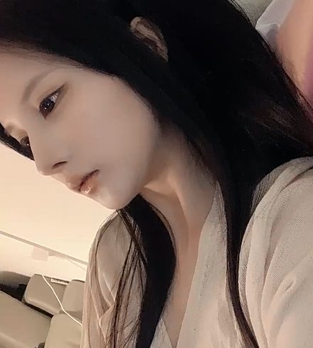 天真无邪清纯小妹！【诗】破天荒唯一一次漏点秀