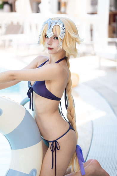 Himeecosplay - 贞德泳装 【60P 257MB】