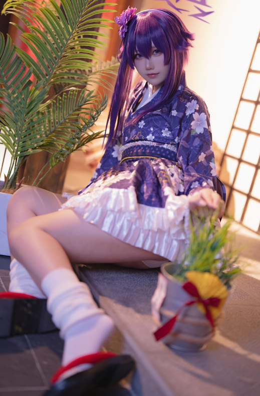 Lunananya - Blue Archive 伊草遥香 (New Year) 【34P 214MB】