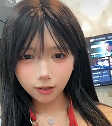 高颜值美女【落月】奶牛装一对一