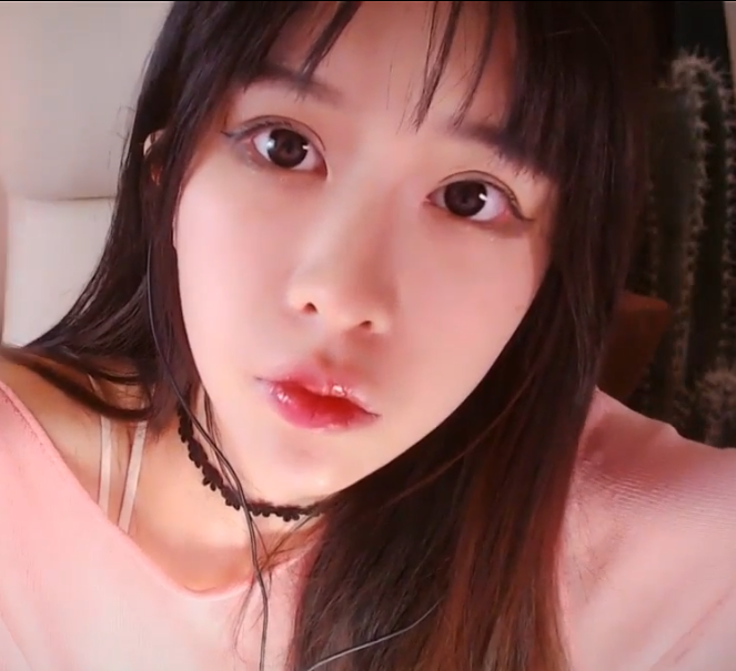 ASMR_沉浸式掏耳舔耳❤️ 1V311M百度盘