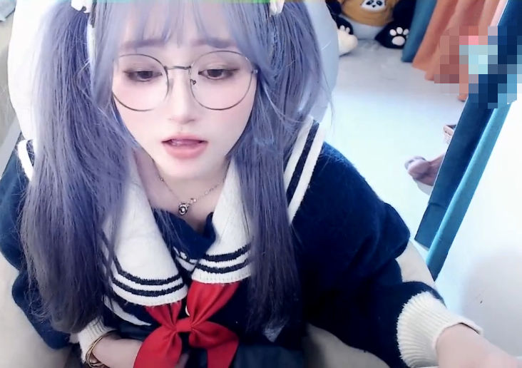 嫩乳眼镜美女主播【sweet_18wanwan】 真心骚到不行