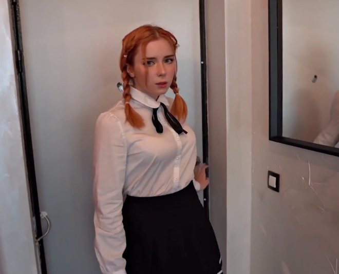 欧美高颜值白虎女神【Sweetie_Fox】女学生为了得到好成绩 把自己的第一次给了老师