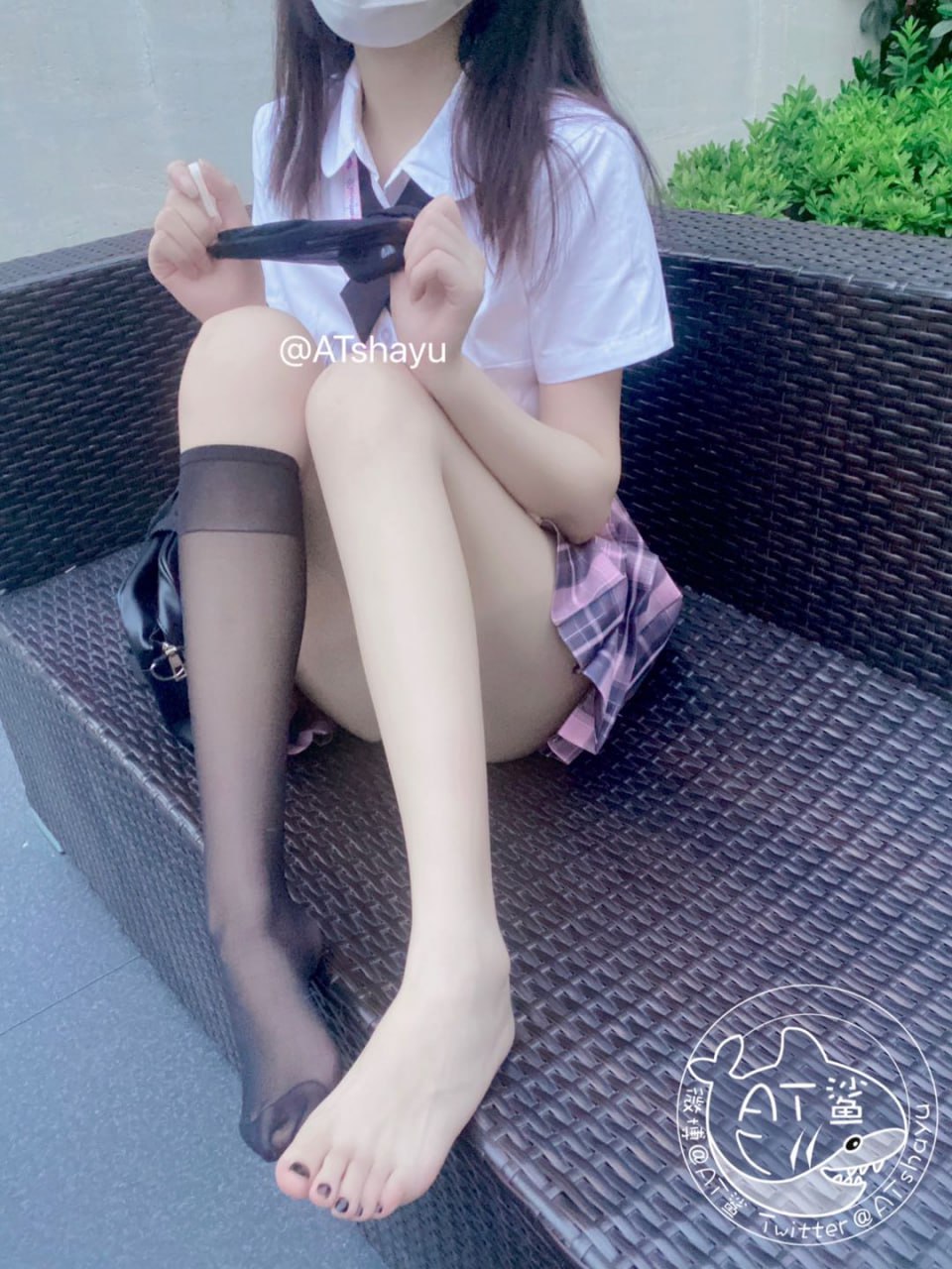 开心一下，AT鲨：19岁JK+巫女 拿去吧