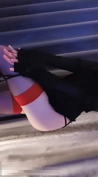 3302 【夏苒苒】性感黑丝大秀身材
