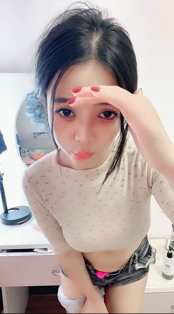 3376 【夜场女孩】电臀爆菊钢管舞
