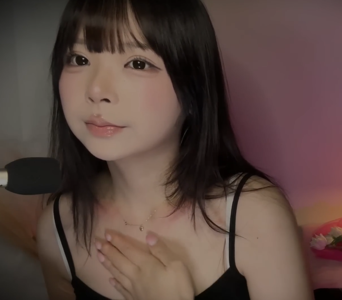 Hanyung_闭上眼睛，聆听轻柔的身体抓挠声和拍打声。1V416M百度盘