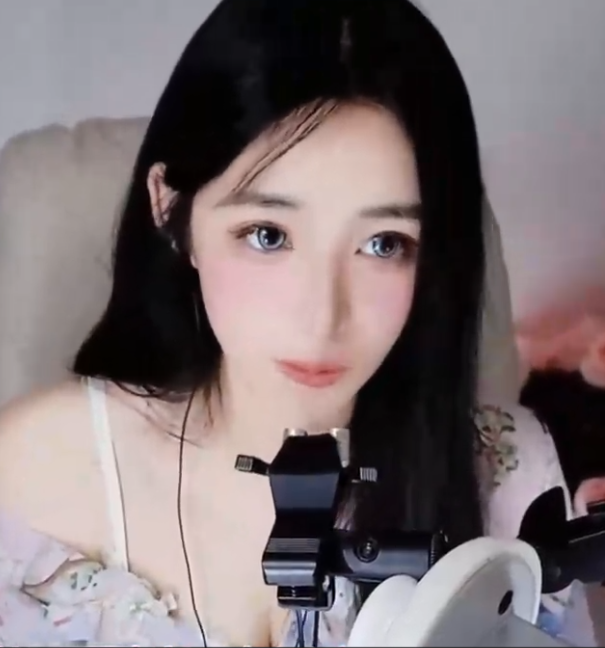 啵啵梨o3o_3D温柔轻语人萋_20251109 1V428M百度盘