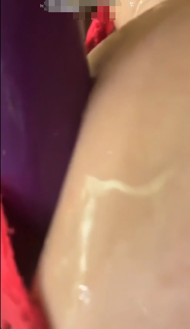 抖音极品肉感御姐-可乐 selianacola-超粗道具插逼(1P,1V,3.35G)