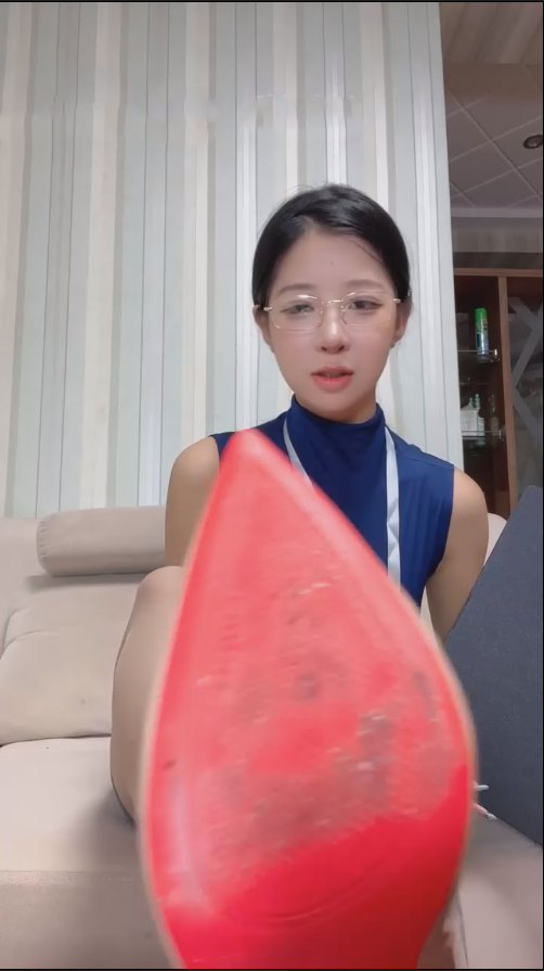 玩物直播隐世-20250818 给美女秘书当狗【1V】【396MB百度云】