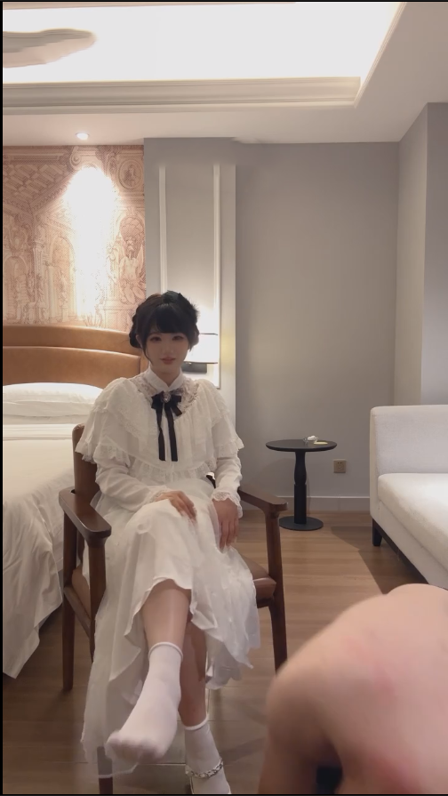 玩物直播六六-250927 长裙玛丽珍鞋调教【1V】【430MB百度云】