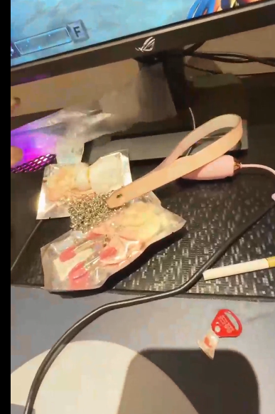 海角人气姐弟-会喷水的亲姐姐-新 假期开发亲姐母狗潜力，排卵期双洞暴力齐插(1V,767M)