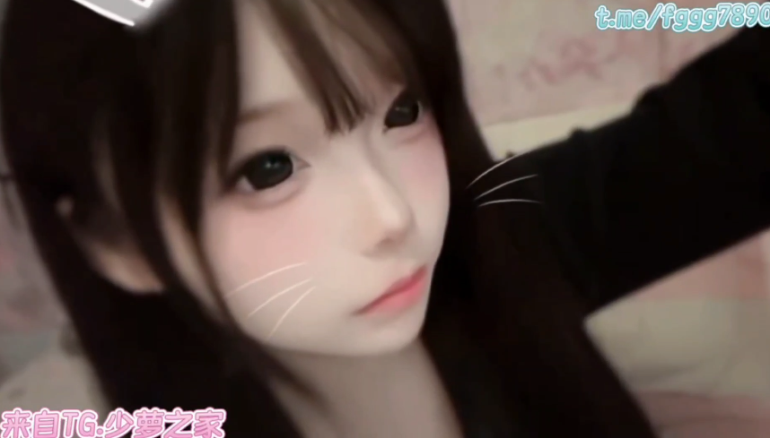 推特萝莉 池奈奈  Ch1o3ovo33w 私定版 【3V 162mb】