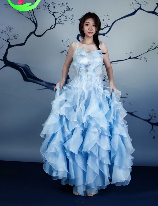 私房圈作品《学妹与青花瓷》清纯妹子大胆有水写真套图【132P1.7G】