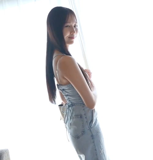 吊带袜女孩