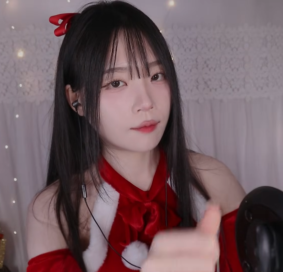 桃子baby 纯享高潮脸 +居居要睡了  可恶 又被女友嫌弃了 4V450M百度盘
