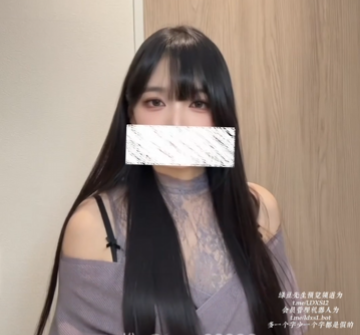 #人活着就是为了六花 11.30号 国民淫妻 六花  时隔快两个月了吧？再次更新了。首次更新就找了一位单男口爆吞精，遮脸？不存在的，花姐玩的就是胆大，就是刺激。