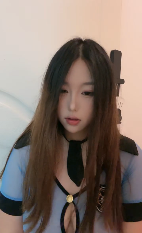 大奶美女主播