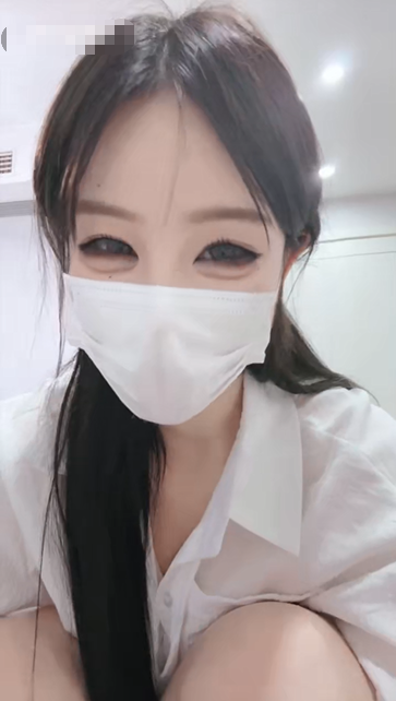 新人尤物【阳具收割机】绝色 丰满爆乳 身材秀 最佳炮架 巨乳 假屌猛插粉屄 淫水流一屁股