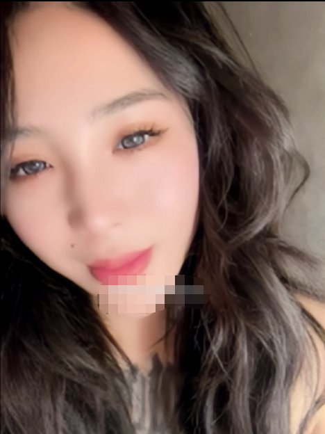 抖音977拉拉 气质御姐 露脸露点 弹力插B自慰呻吟