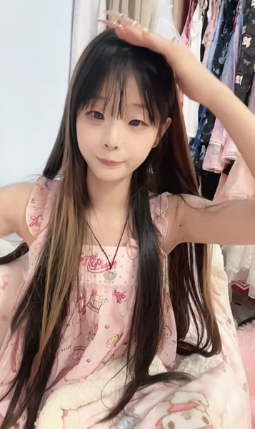 双马尾极品萝莉【幼七】白虎嫩穴洛丽塔